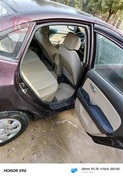 هیۆندای ئەلەنترا